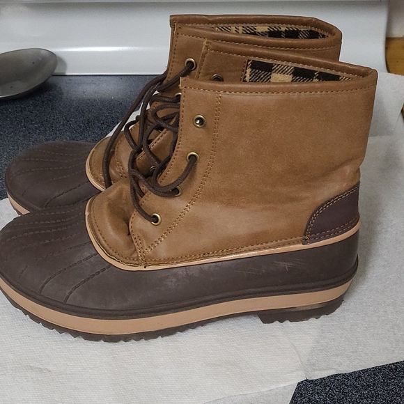 Blue rain boots - Picture 8 of 9